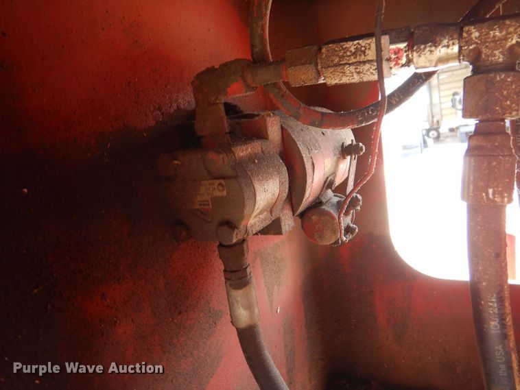 image for item LP9475 2003 Chevrolet C7500  forestry bucket truck