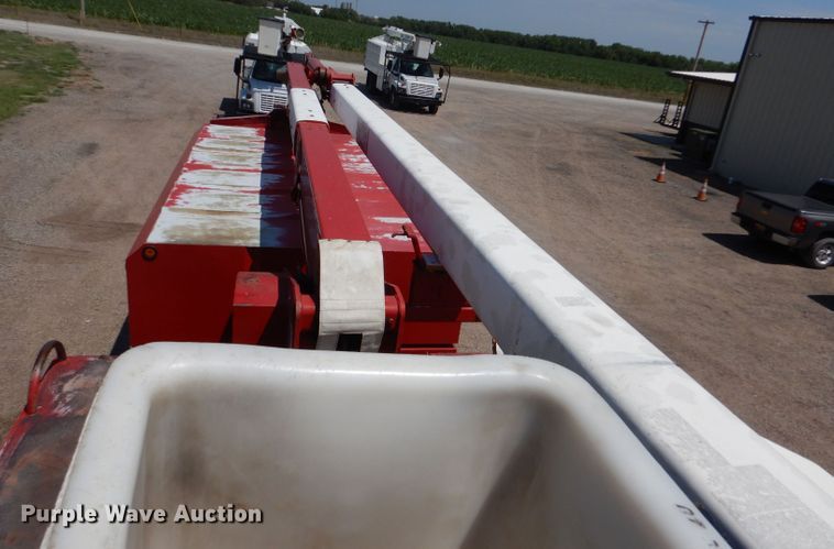 image for item LP9475 2003 Chevrolet C7500  forestry bucket truck