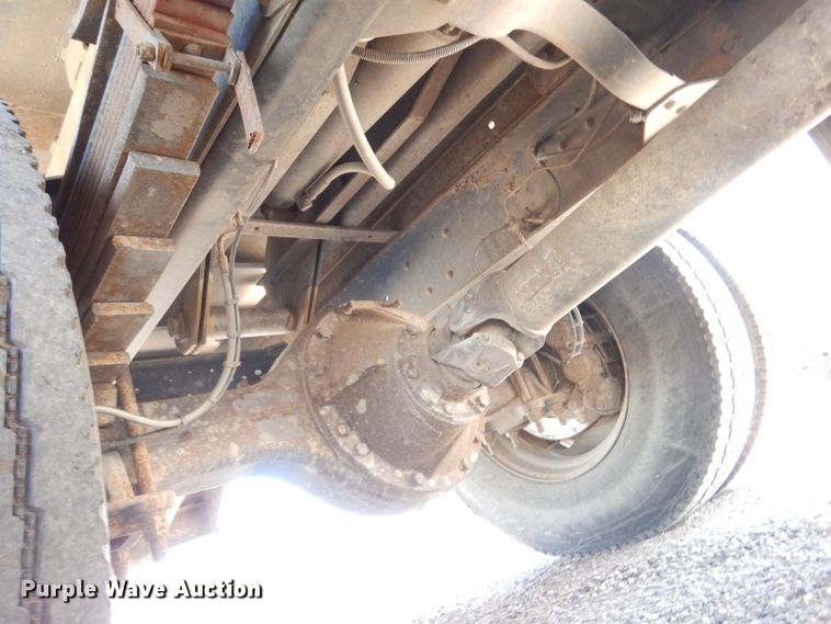 image for item LP9475 2003 Chevrolet C7500  forestry bucket truck