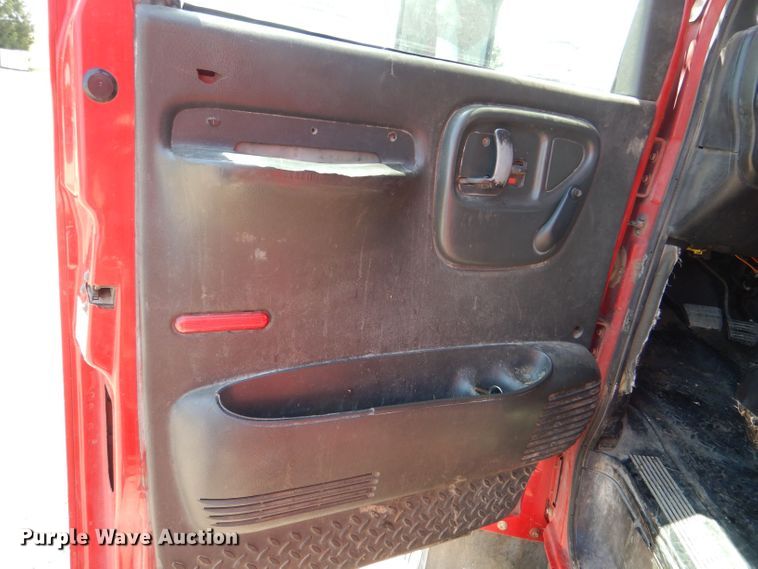 image for item LP9475 2003 Chevrolet C7500  forestry bucket truck