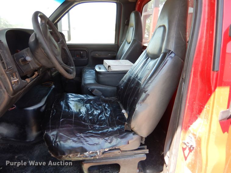 image for item LP9475 2003 Chevrolet C7500  forestry bucket truck