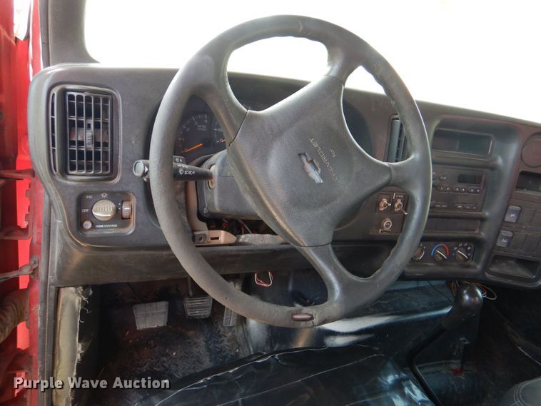 image for item LP9475 2003 Chevrolet C7500  forestry bucket truck