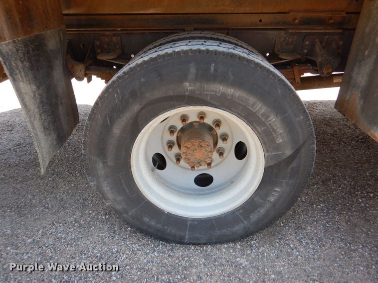 image for item LP9475 2003 Chevrolet C7500  forestry bucket truck