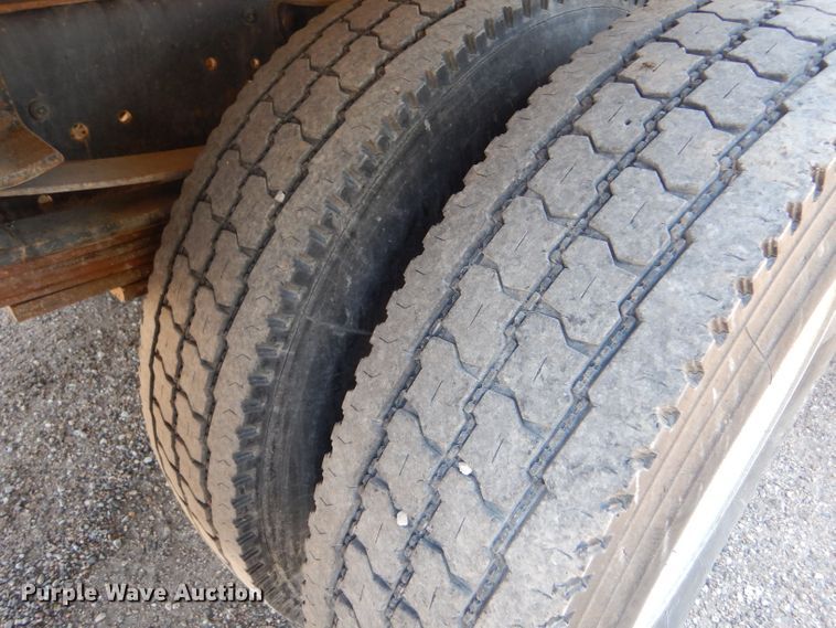 image for item LP9475 2003 Chevrolet C7500  forestry bucket truck