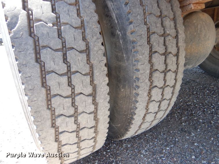 image for item LP9475 2003 Chevrolet C7500  forestry bucket truck