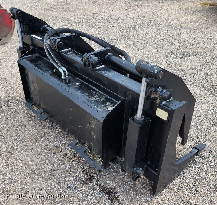 image for item LP9481 2018 Loflin VRG  skid steer rock grapple bucket