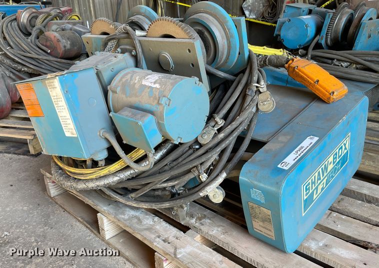 image for item LP9486 2012 Shaw-box LiftTech  hoist