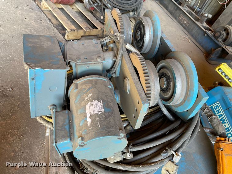 image for item LP9486 2012 Shaw-box LiftTech  hoist