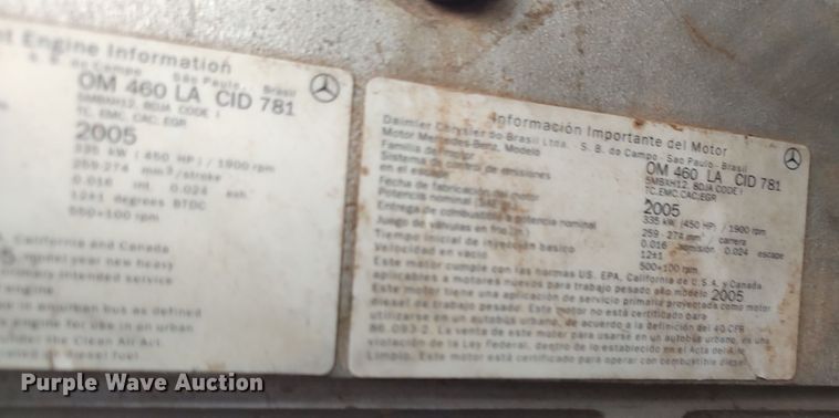 image for item LU9188 2005 Freightliner Columbia 112  dump truck