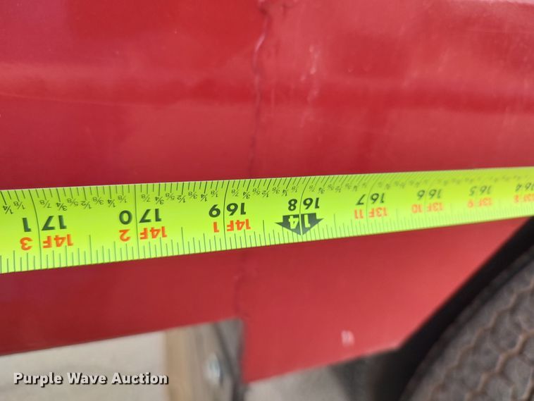 image for item LU9189 2005 Freightliner Columbia 112  dump truck