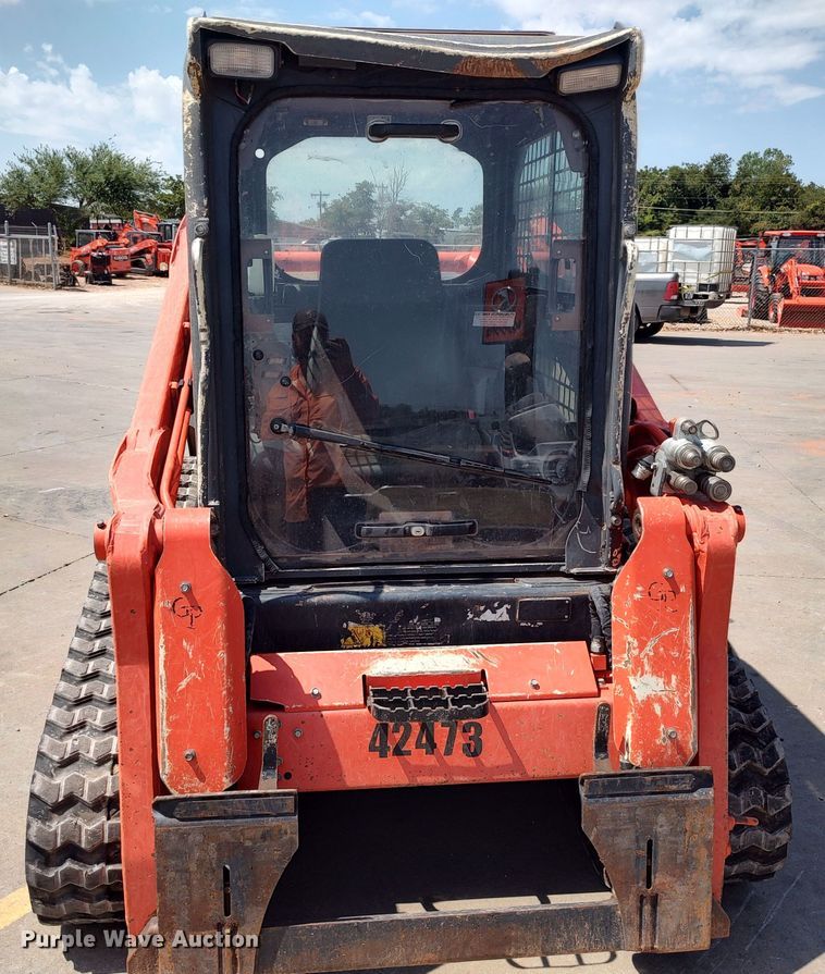 image for item LU9252 2019 Kubota SVL75-2  tracked skid steer loader