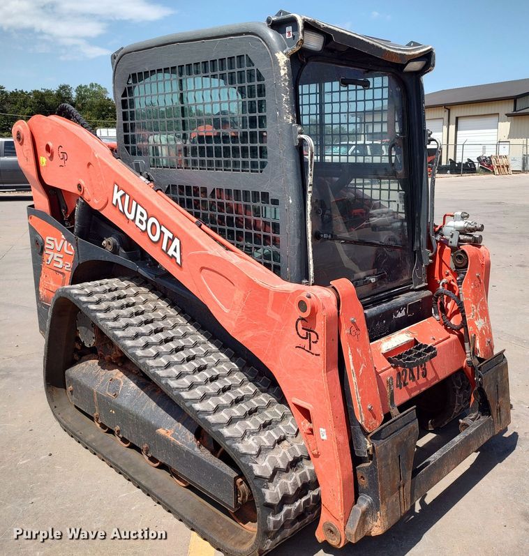 image for item LU9252 2019 Kubota SVL75-2  tracked skid steer loader