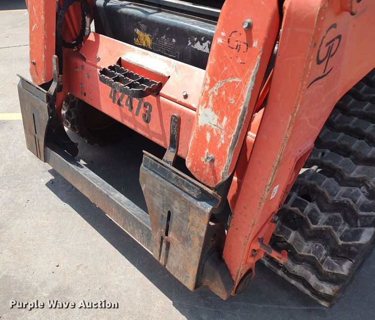image for item LU9252 2019 Kubota SVL75-2  tracked skid steer loader
