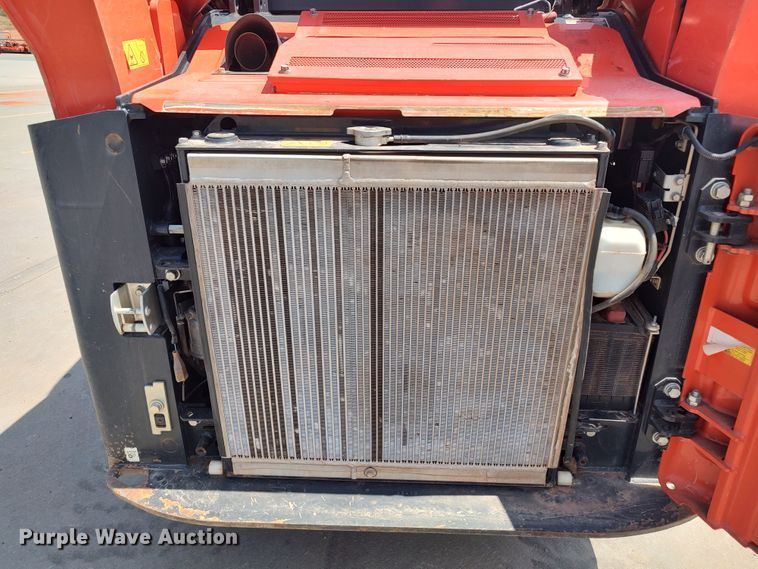 image for item LU9252 2019 Kubota SVL75-2  tracked skid steer loader