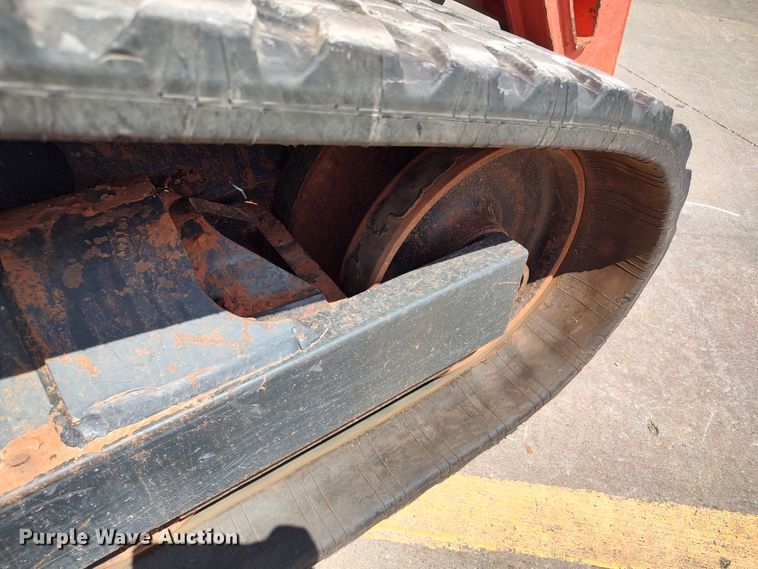 image for item LU9252 2019 Kubota SVL75-2  tracked skid steer loader