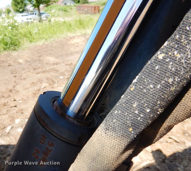 image for item MF9720 2003 Caterpillar 303CR  mini excavator