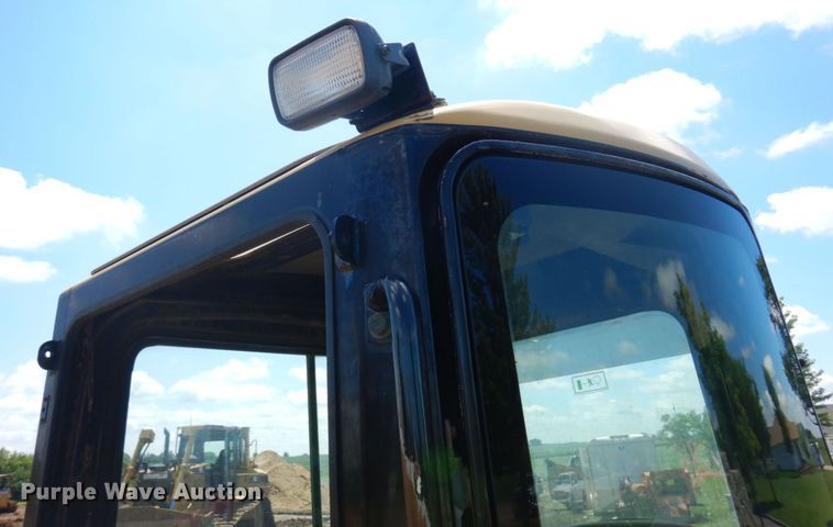 image for item MF9720 2003 Caterpillar 303CR  mini excavator