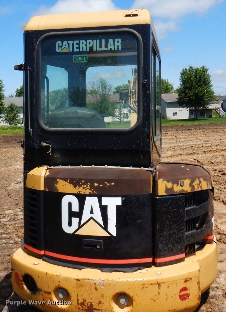 image for item MF9720 2003 Caterpillar 303CR  mini excavator