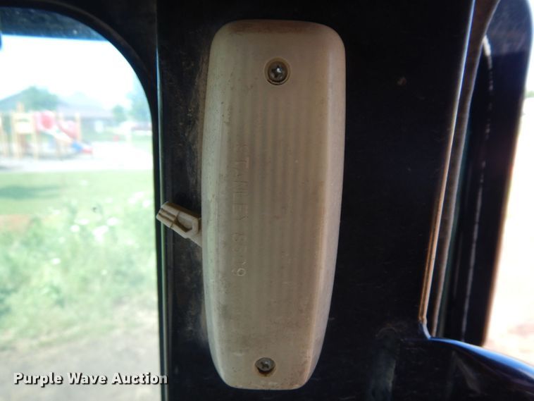 image for item MF9720 2003 Caterpillar 303CR  mini excavator