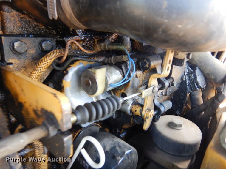 image for item MF9720 2003 Caterpillar 303CR  mini excavator