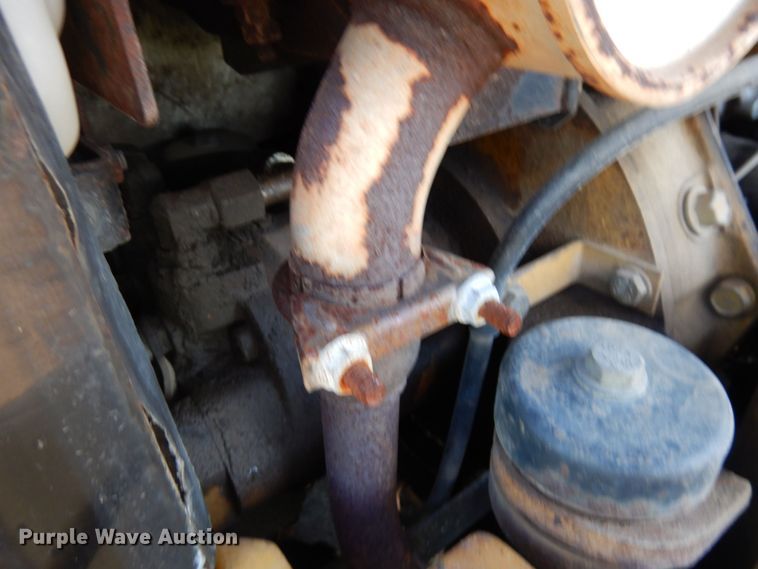 image for item MF9720 2003 Caterpillar 303CR  mini excavator