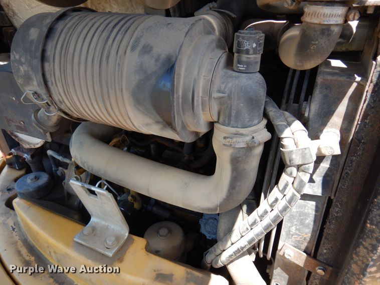 image for item MF9720 2003 Caterpillar 303CR  mini excavator