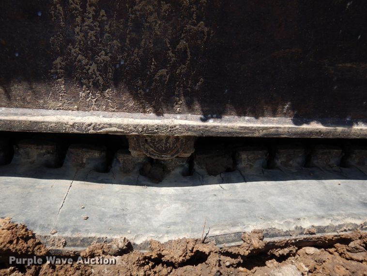 image for item MF9720 2003 Caterpillar 303CR  mini excavator