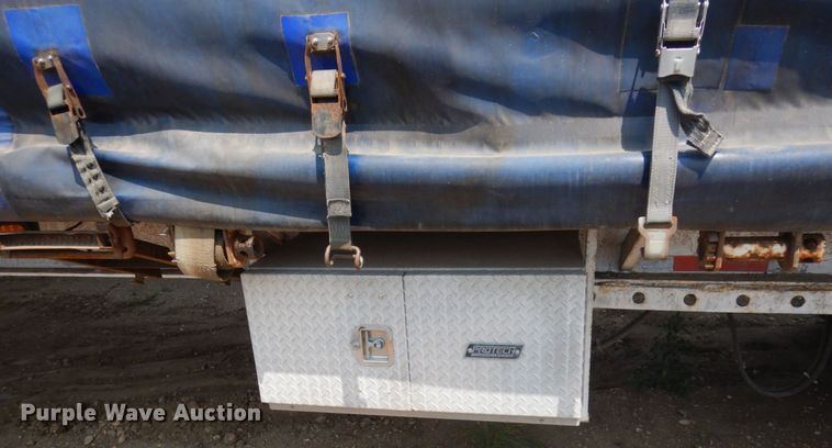 image for item MF9723 1996 MNDI  side curtain trailer