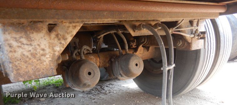 image for item MF9723 1996 MNDI  side curtain trailer