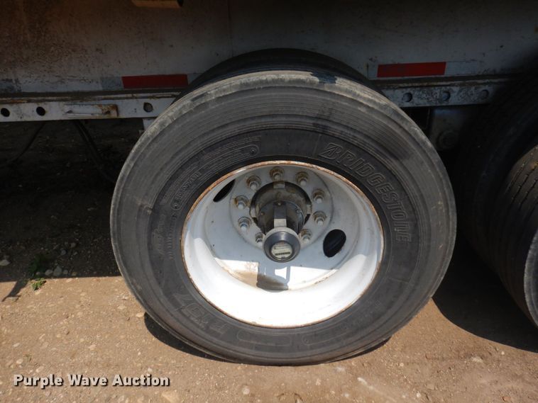 image for item MF9723 1996 MNDI  side curtain trailer