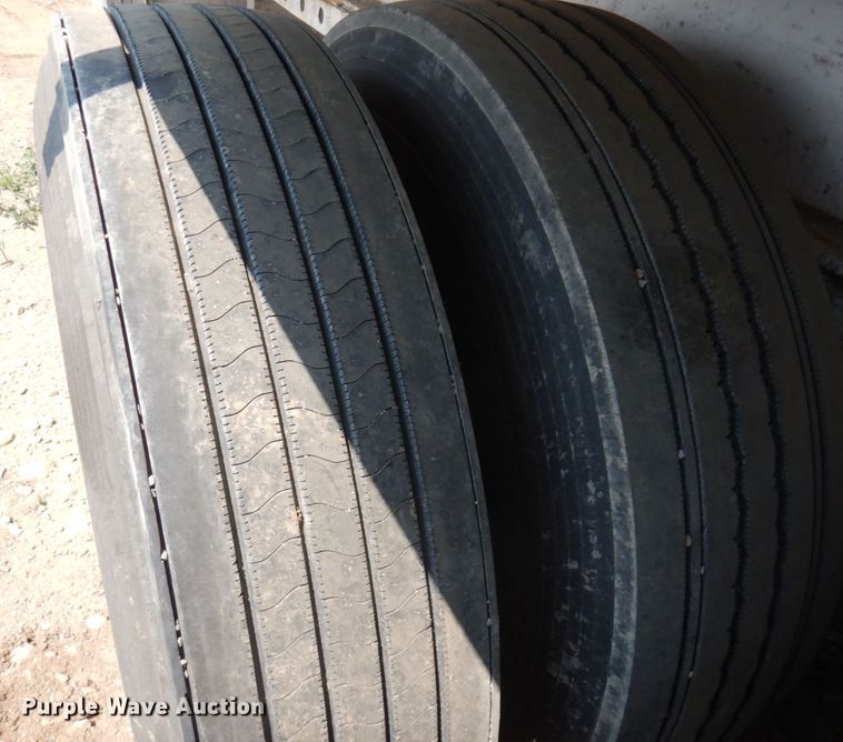 image for item MF9723 1996 MNDI  side curtain trailer