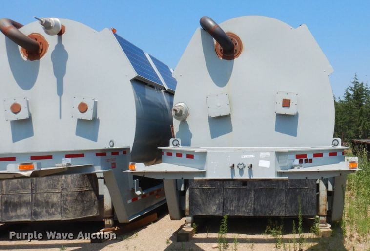 image for item MF9725 2013 Mertz 101893543  sand silo trailer