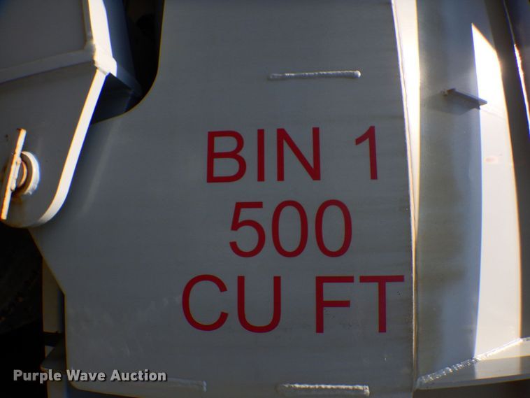 image for item MF9725 2013 Mertz 101893543  sand silo trailer