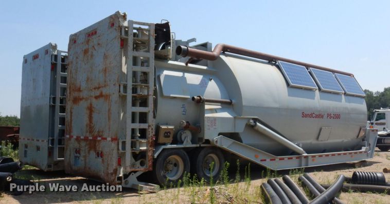 image for item MF9726 2013 Mertz 101893543  sand silo trailer