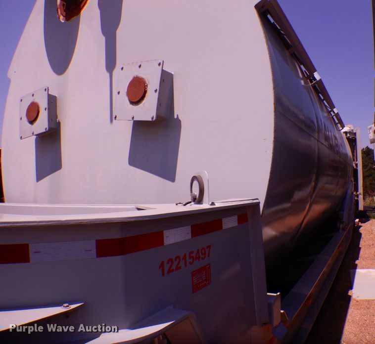 image for item MF9726 2013 Mertz 101893543  sand silo trailer