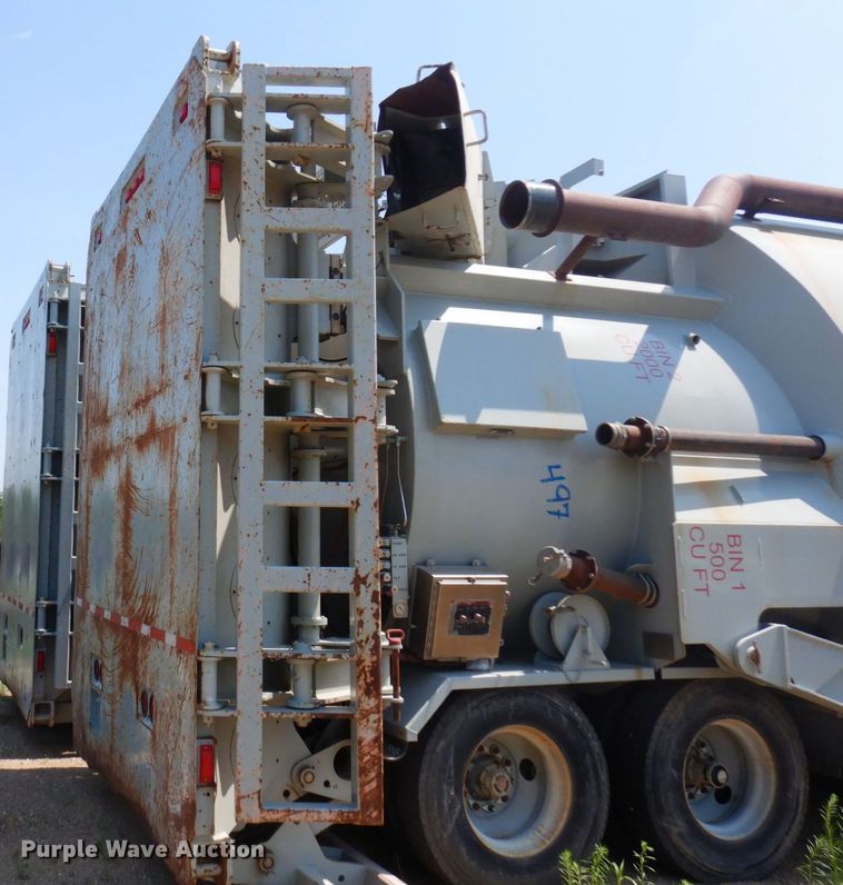 image for item MF9726 2013 Mertz 101893543  sand silo trailer