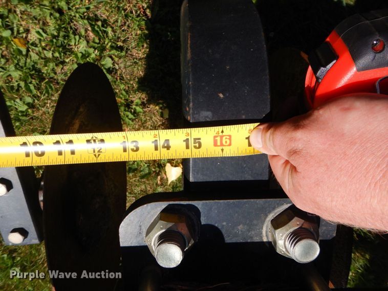 image for item MF9727 2015 Case IH Ecolo-Tiger 530C  disk ripper