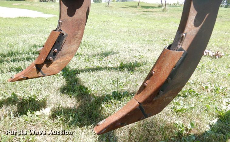 image for item MF9727 2015 Case IH Ecolo-Tiger 530C  disk ripper