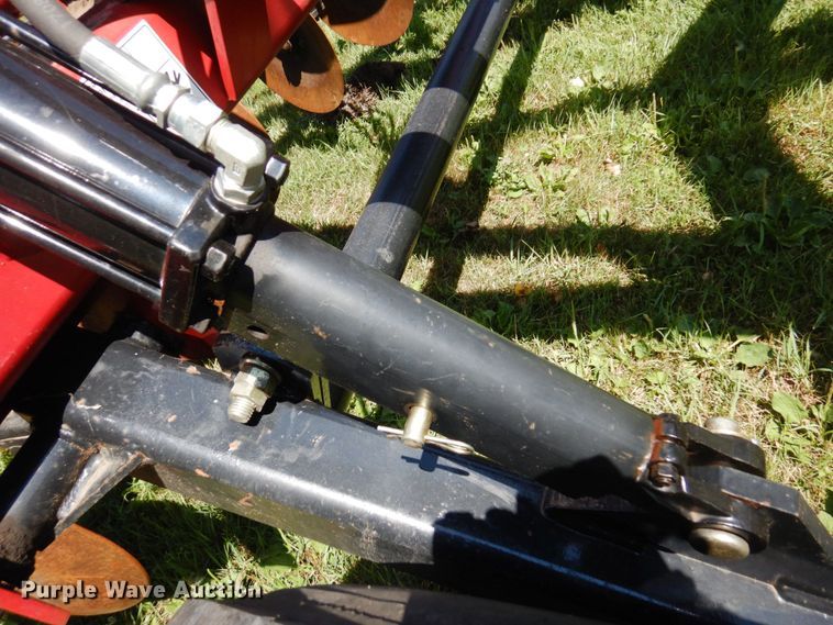 image for item MF9727 2015 Case IH Ecolo-Tiger 530C  disk ripper