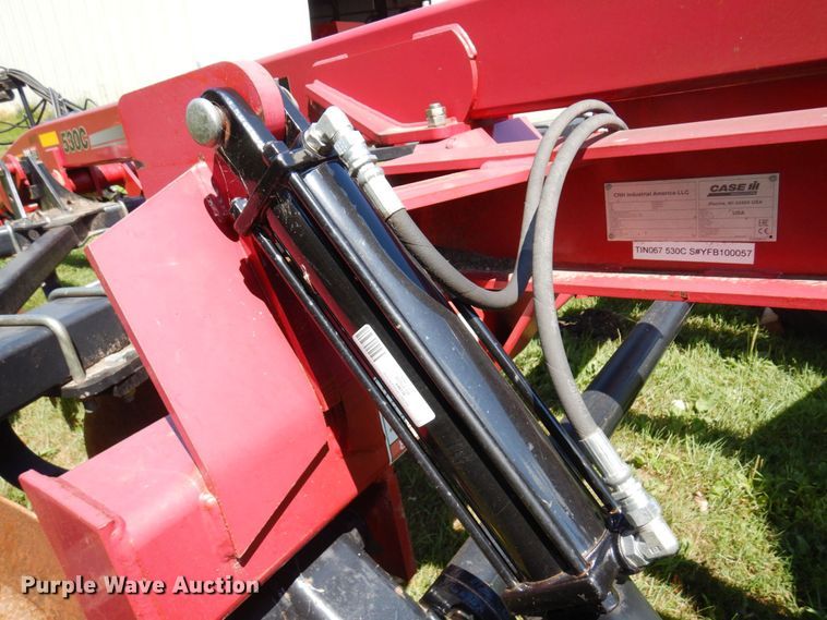 image for item MF9727 2015 Case IH Ecolo-Tiger 530C  disk ripper