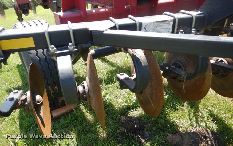 image for item MF9727 2015 Case IH Ecolo-Tiger 530C  disk ripper