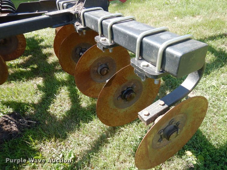 image for item MF9727 2015 Case IH Ecolo-Tiger 530C  disk ripper