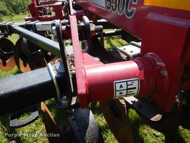 image for item MF9727 2015 Case IH Ecolo-Tiger 530C  disk ripper