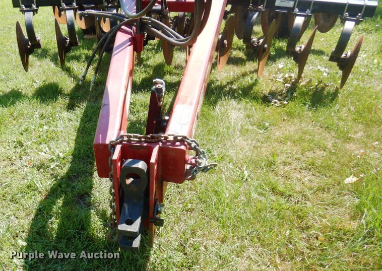 image for item MF9727 2015 Case IH Ecolo-Tiger 530C  disk ripper