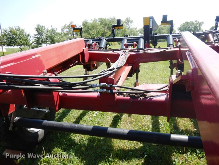 image for item MF9727 2015 Case IH Ecolo-Tiger 530C  disk ripper
