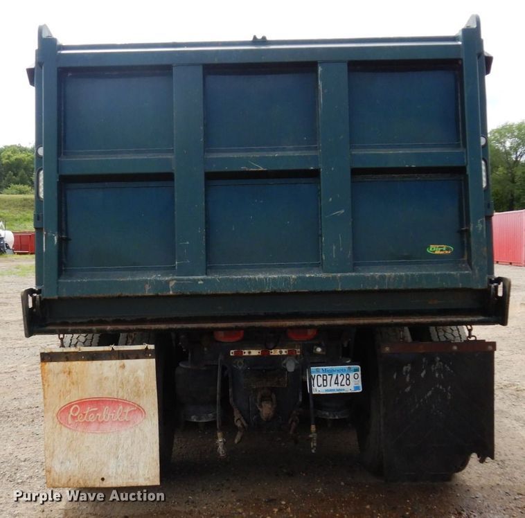 image for item MF9736 2001 Peterbilt 378  dump truck