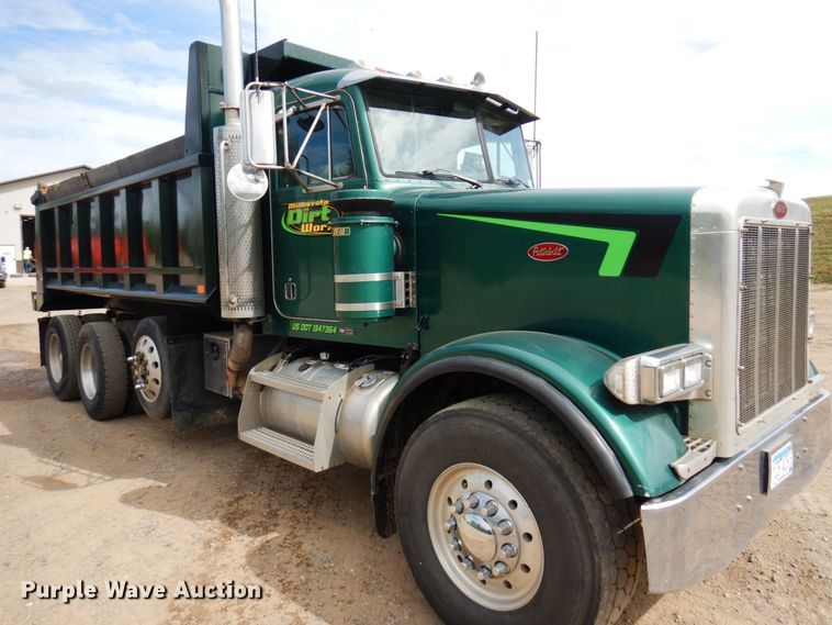 image for item MF9736 2001 Peterbilt 378  dump truck