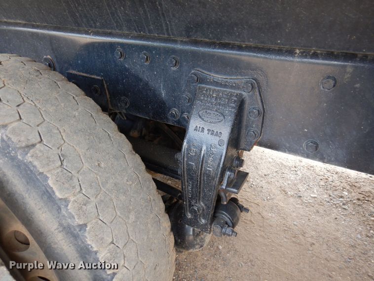 image for item MF9736 2001 Peterbilt 378  dump truck