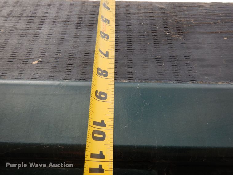 image for item MF9736 2001 Peterbilt 378  dump truck