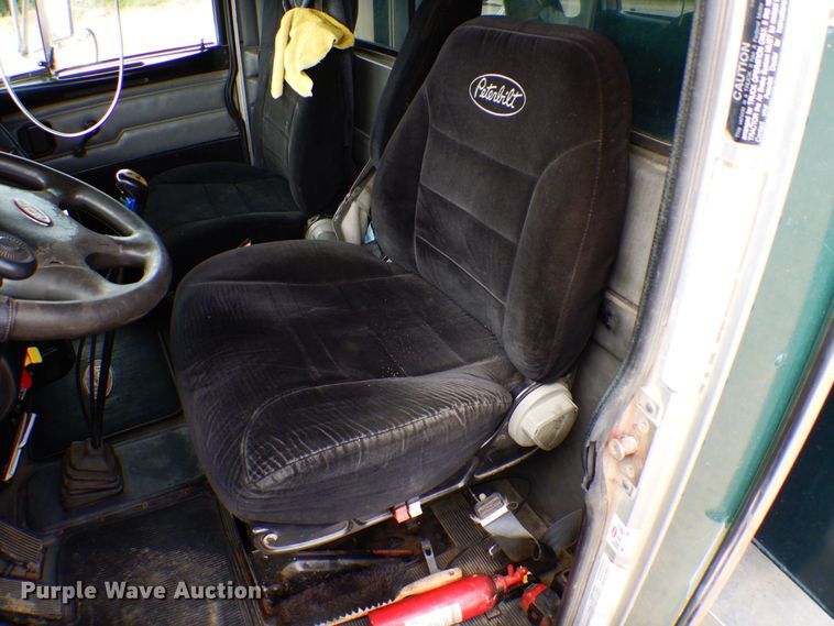 image for item MF9736 2001 Peterbilt 378  dump truck